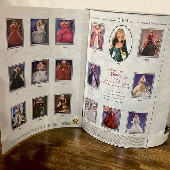 2004 special edition holiday Barbie emerald green new in box - Picture 5 of 6